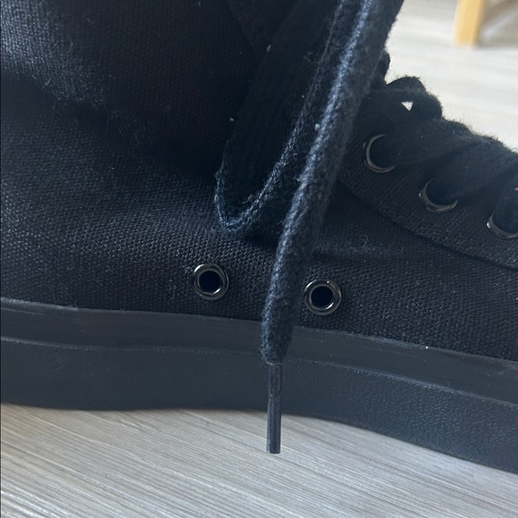 P.F. Flyers - Picture 9 of 11